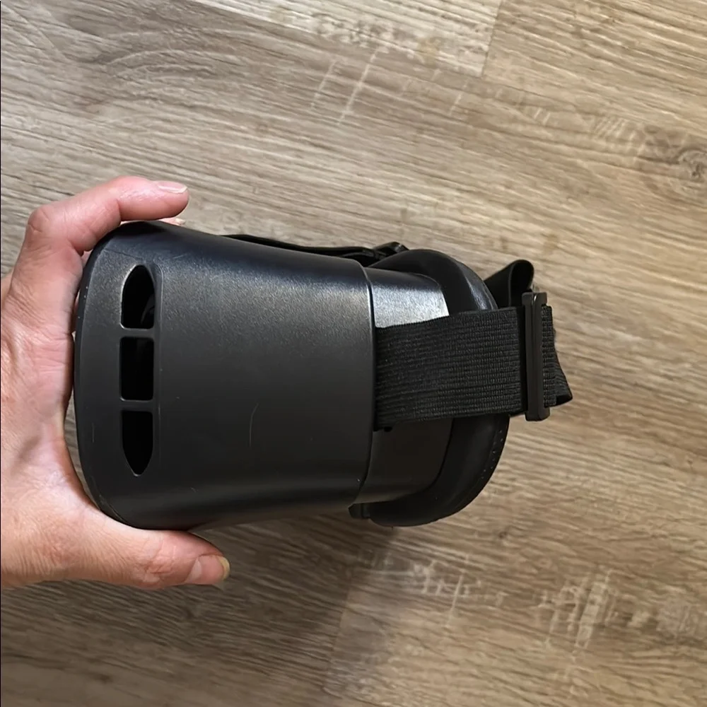 Sky Viper V2450FPV Virtual Reality Headset